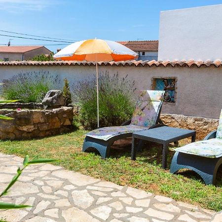Lilo Lavender Apartment Loborika Екстериор снимка