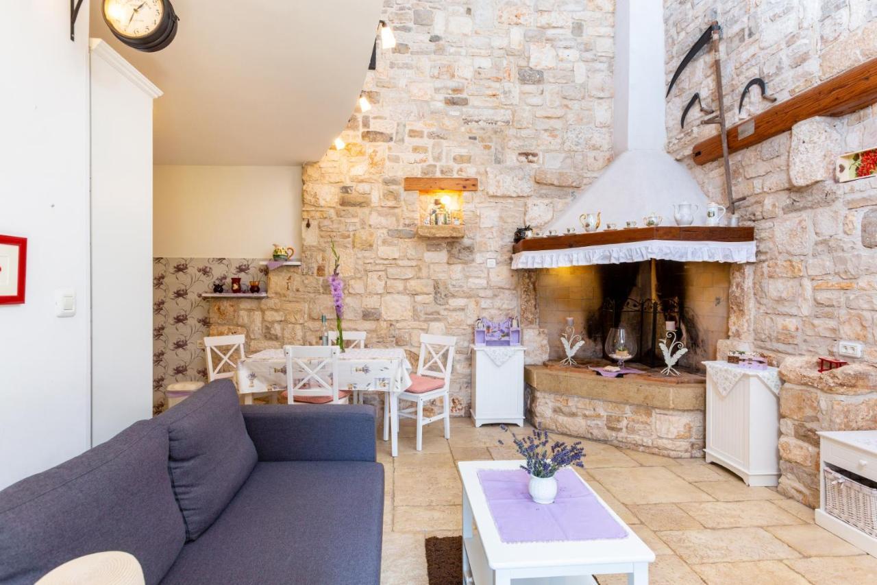 Lilo Lavender Apartment Loborika Екстериор снимка