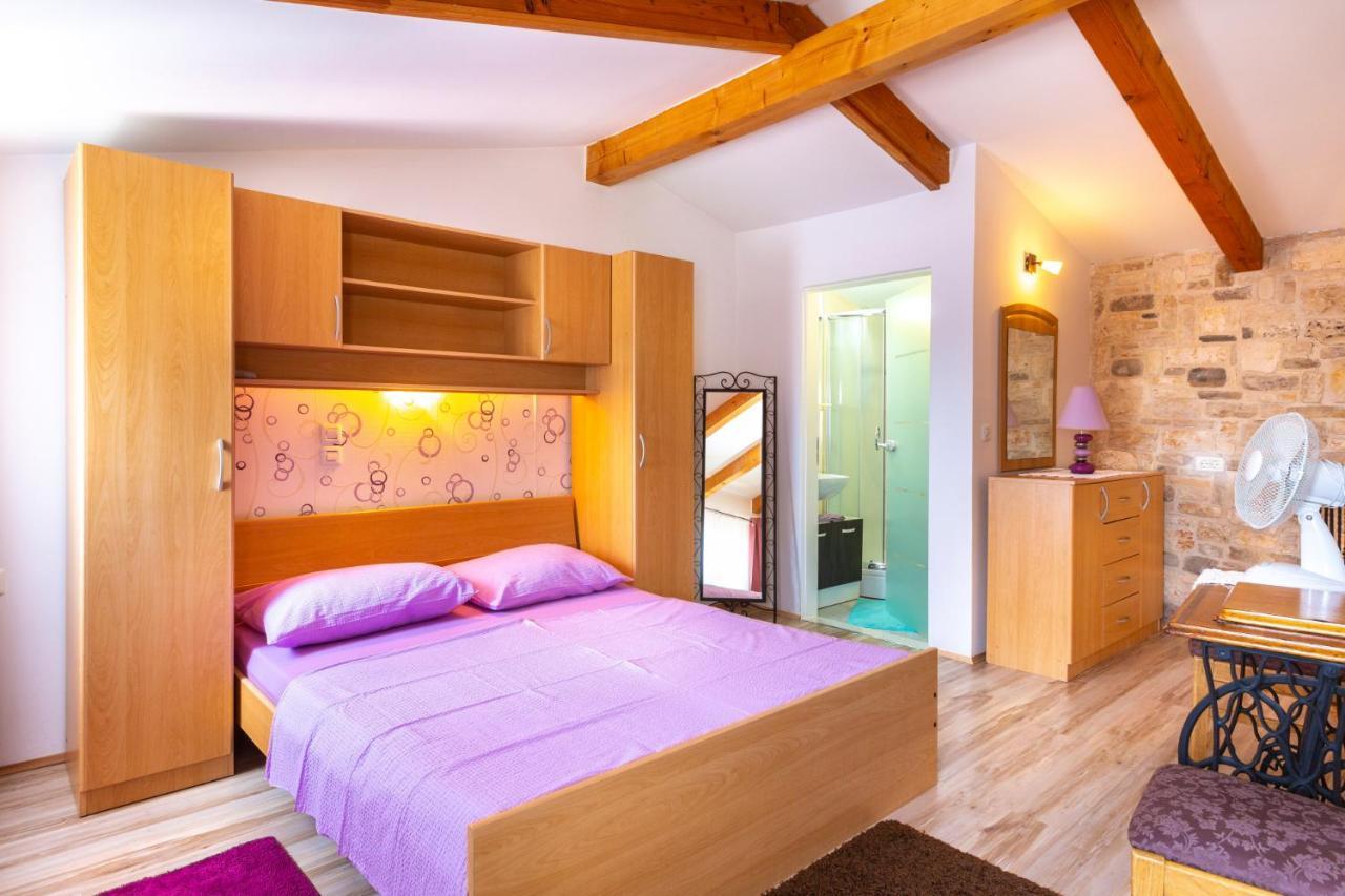 Lilo Lavender Apartment Loborika Екстериор снимка